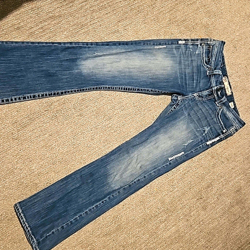 Buckle Jeans